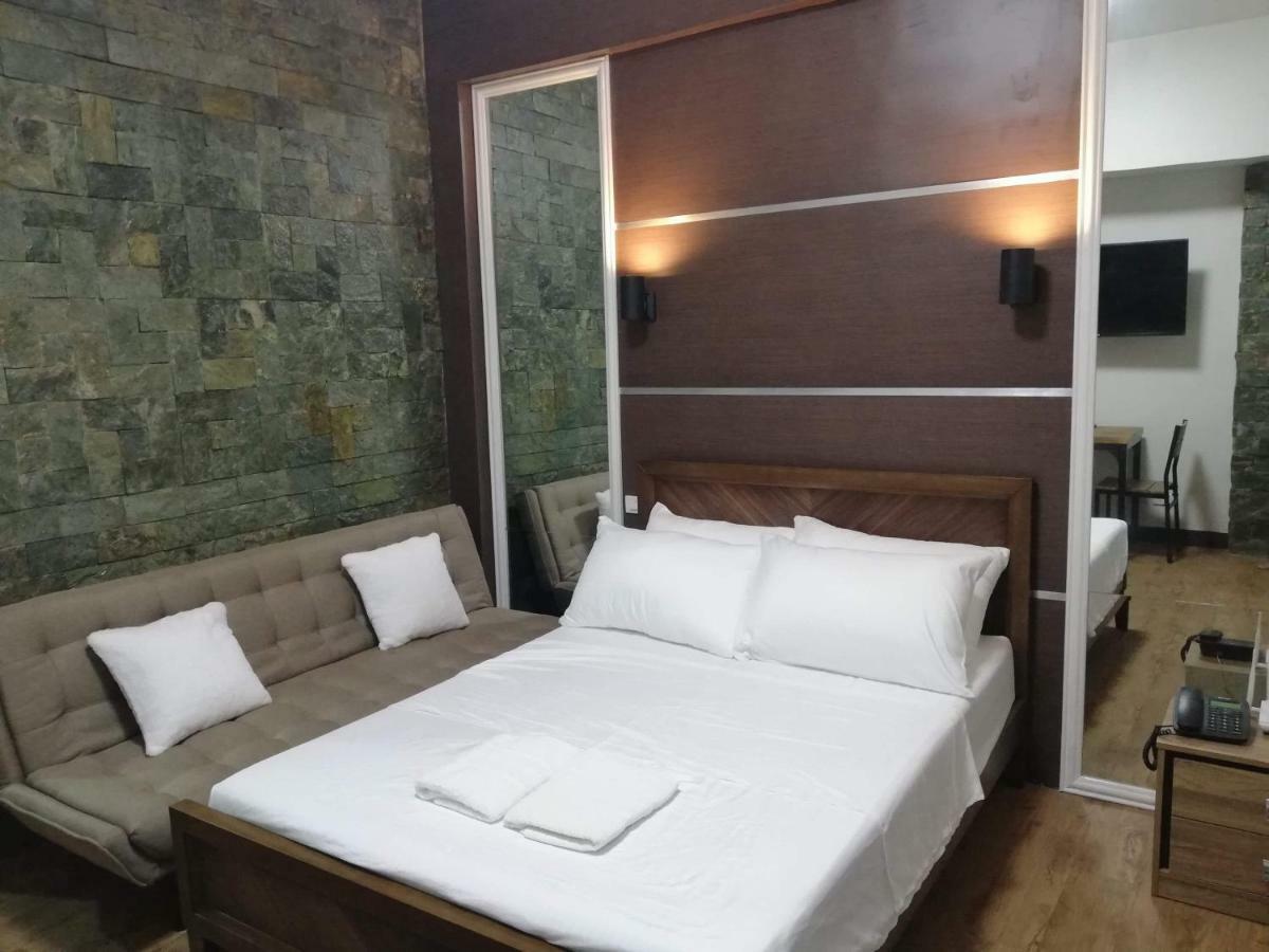Antonio'S Place, 3 Mins To Mactan Airport, Fast Internet With Netflix Мактан Экстерьер фото
